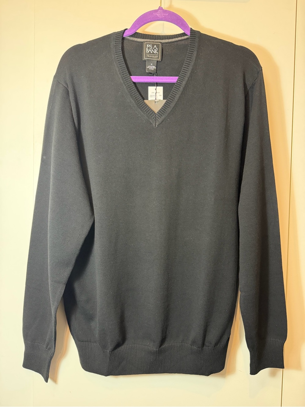 NWT Jos. A. Bank Men's Black V-Neck Sweater - Classic Knit